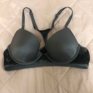 Grey/black bra